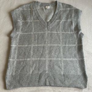 A New Day Light Gray Knit Vest